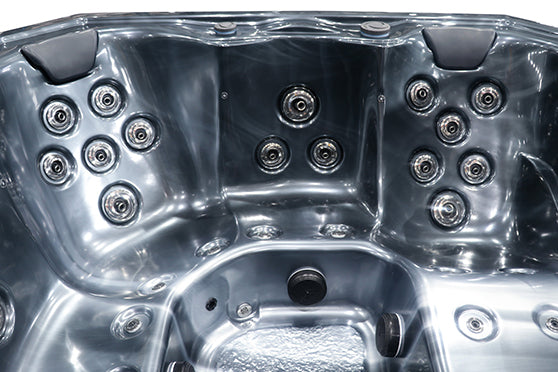 ELITE BARI LUXURY SPA 5-6 PERSON ** 49 JETS **