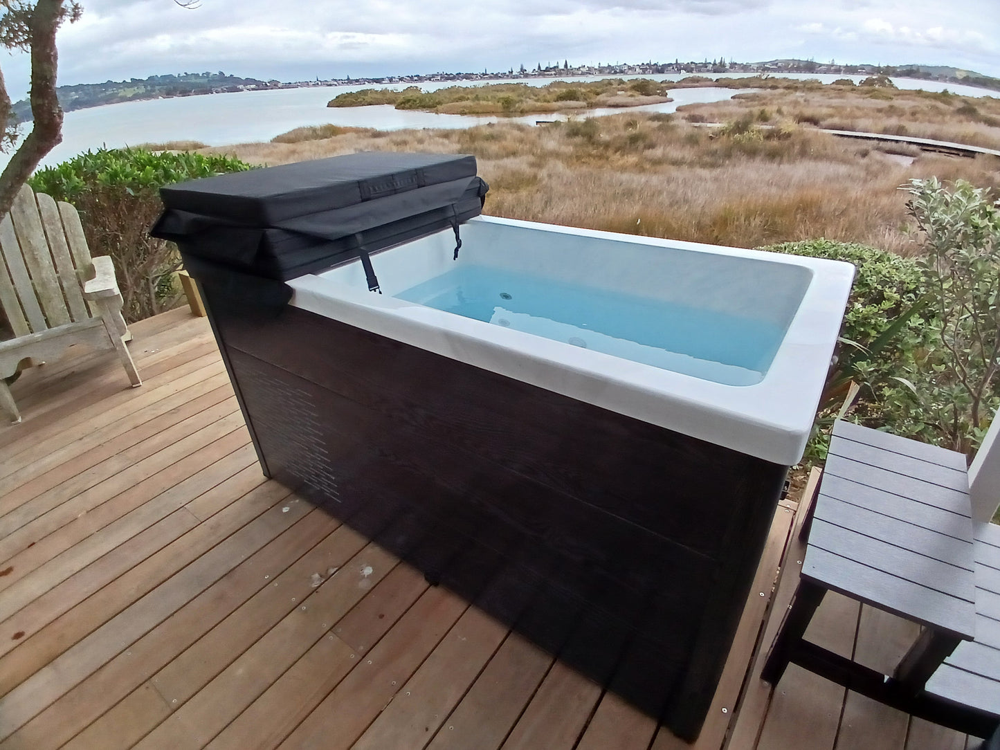 VASTERA LUXURY ICE BATH WITH TOUCHPAD
