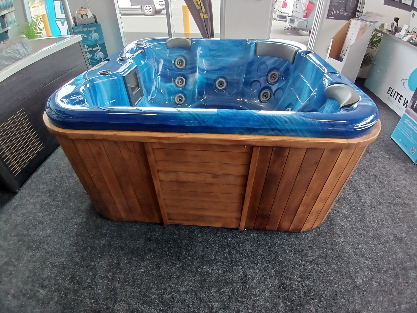 Refurbished Leisurerite Sahara Spa Pool