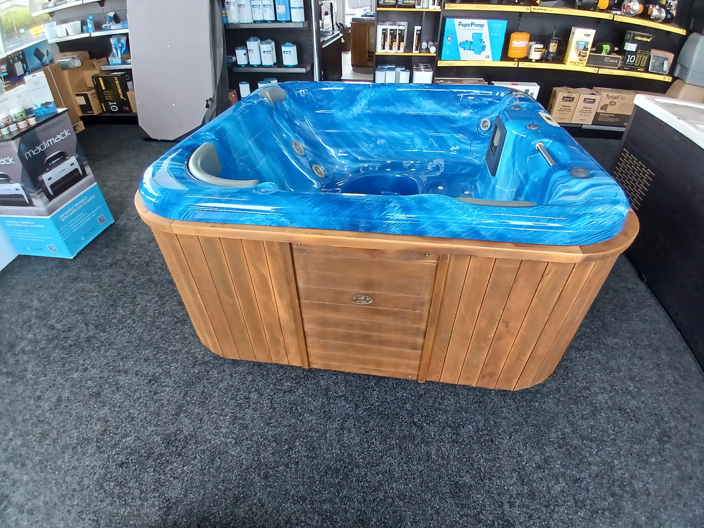 Refurbished Leisurerite Sahara Spa Pool