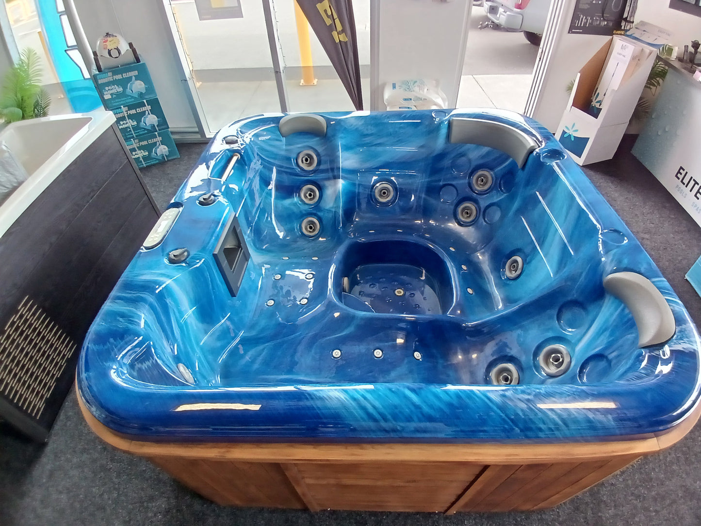 Refurbished Leisurerite Sahara Spa Pool