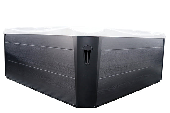 ELITE BARI LUXURY SPA 5-6 PERSON ** 49 JETS **