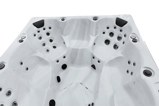 ** ELITE LUXURY SANTORINI SPA ** 76 JETS **